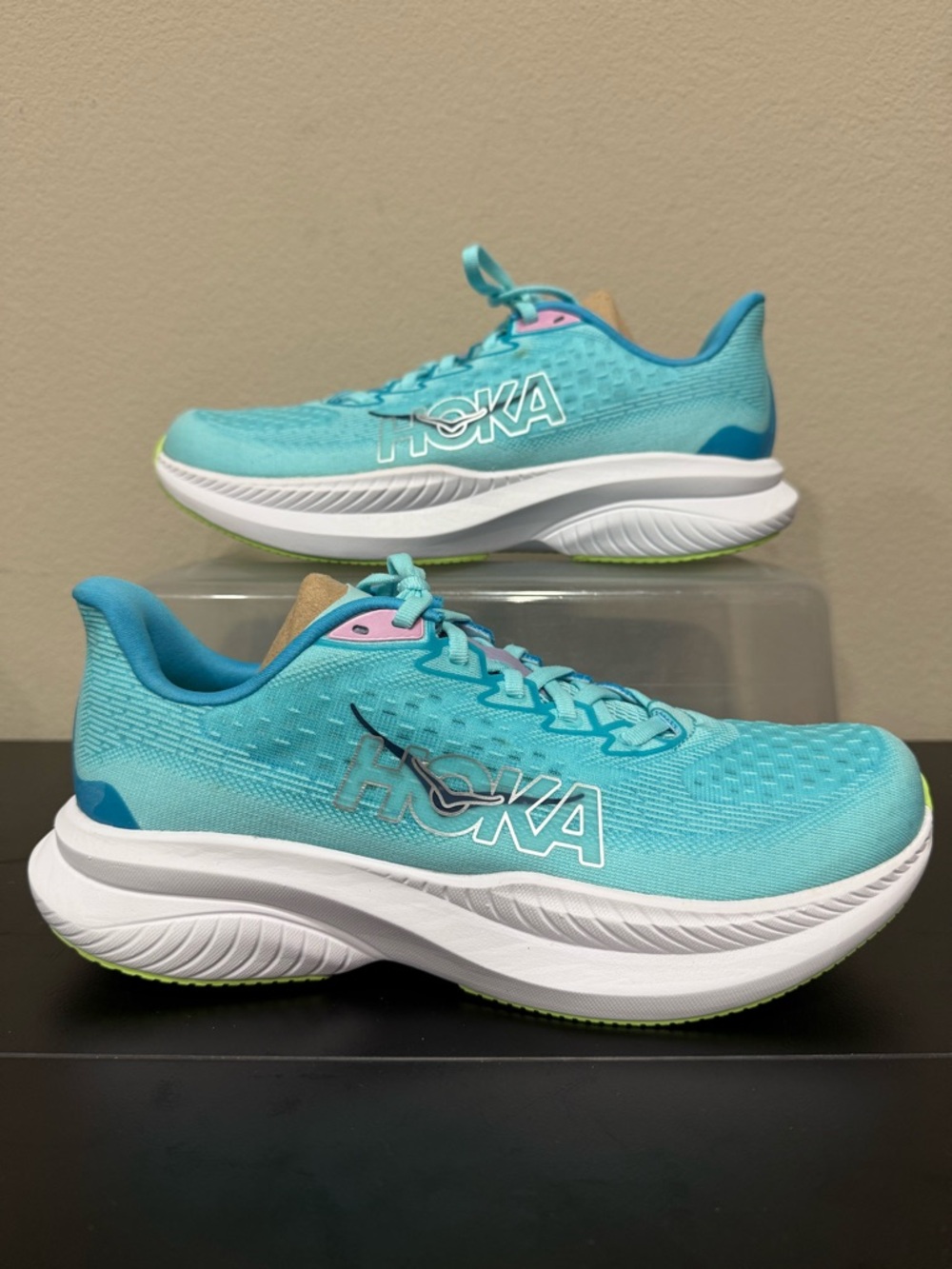 Size 9.5 - Hoka Women’s Mach 6 “Cloudless Waterpark”